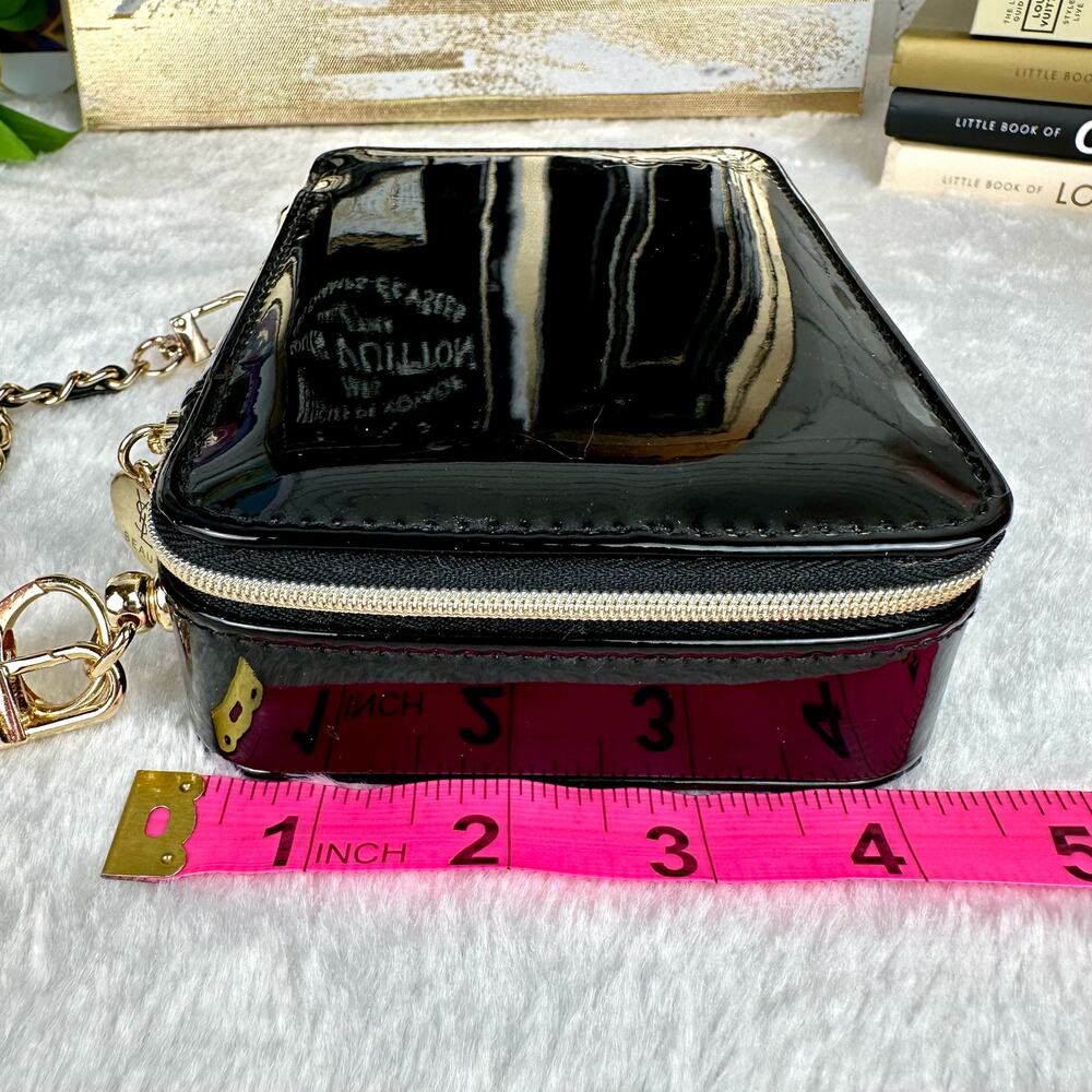SOLD YSL Yves Saint Laurent Black patent faux leather beauty case crossbody b… - Picture 12 of 15